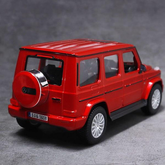 Die Cast Mercedes AMG G63 | 1:32 Scale (Mahroun)