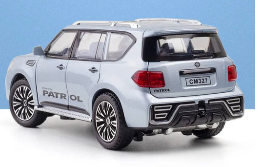 Die Cast Nissan Patrol | 1:24 Scale (White)